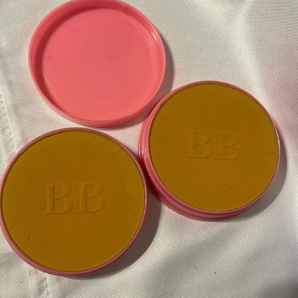 Fashion Fair Powder